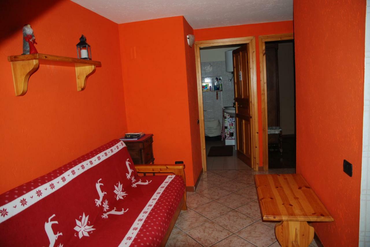 Casa vacanza in centro a La Salle Esterno foto