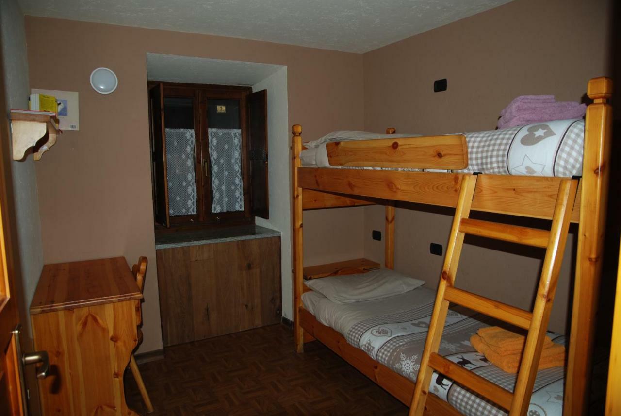 Casa vacanza in centro a La Salle Esterno foto